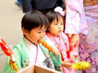 子供の無邪気で自然な表情